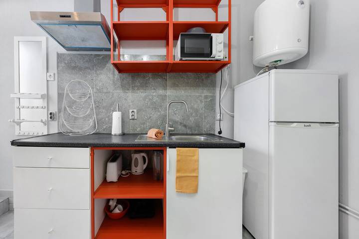 Studio entier, Studio « Économique pour Deux à Lagos » avec Piscine Commune, Wi-Fi et Climatisation in São Sebastião, São Gonçalo de Lagos