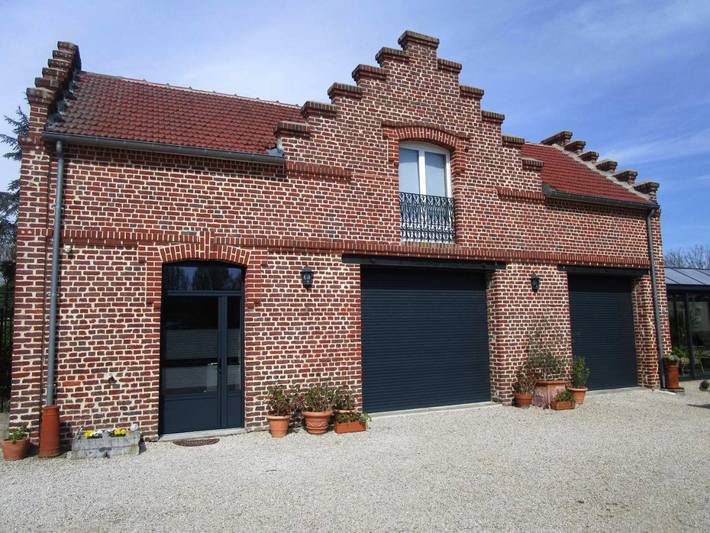 Location de vacances pour 5 personnes, avec jardin ainsi que piscine et jacuzzi à Cambrai - 4