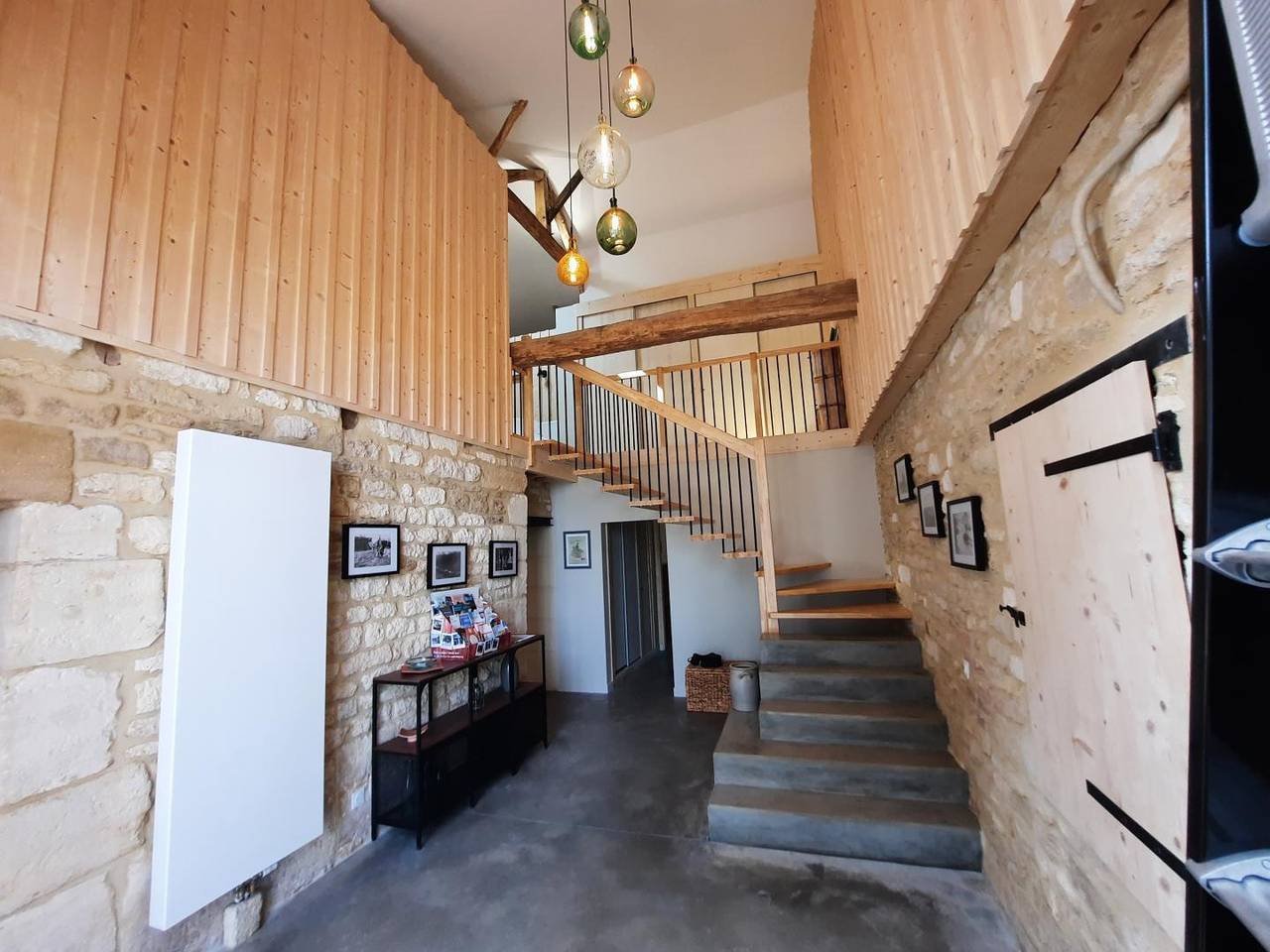 Grain D'Orge Et Cornouiller in Bulson, Ardennes