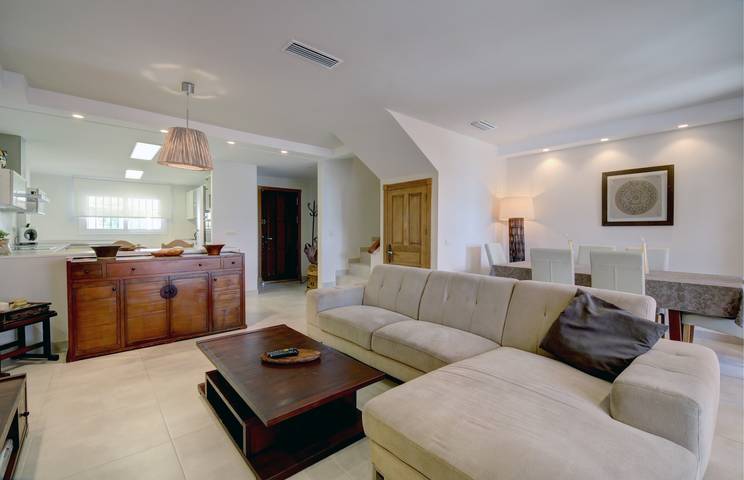 Ferienhaus für 8 Personen, mit Kinderpool und Garten in Estepona - 2