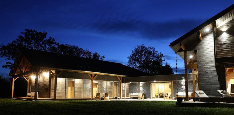 Cottage pour 2 personnes, avec jardin dans Mazaye