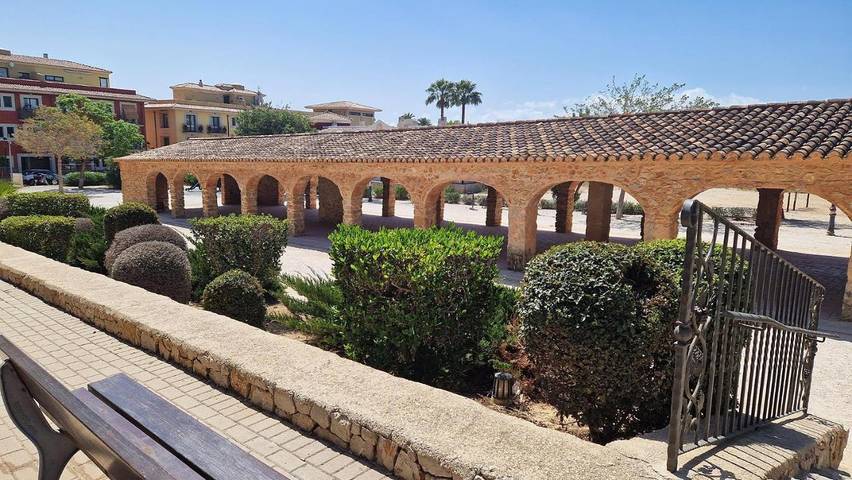 Apartamento de vacaciones para 4 personas, con vistas además de piscina y terraza - 1