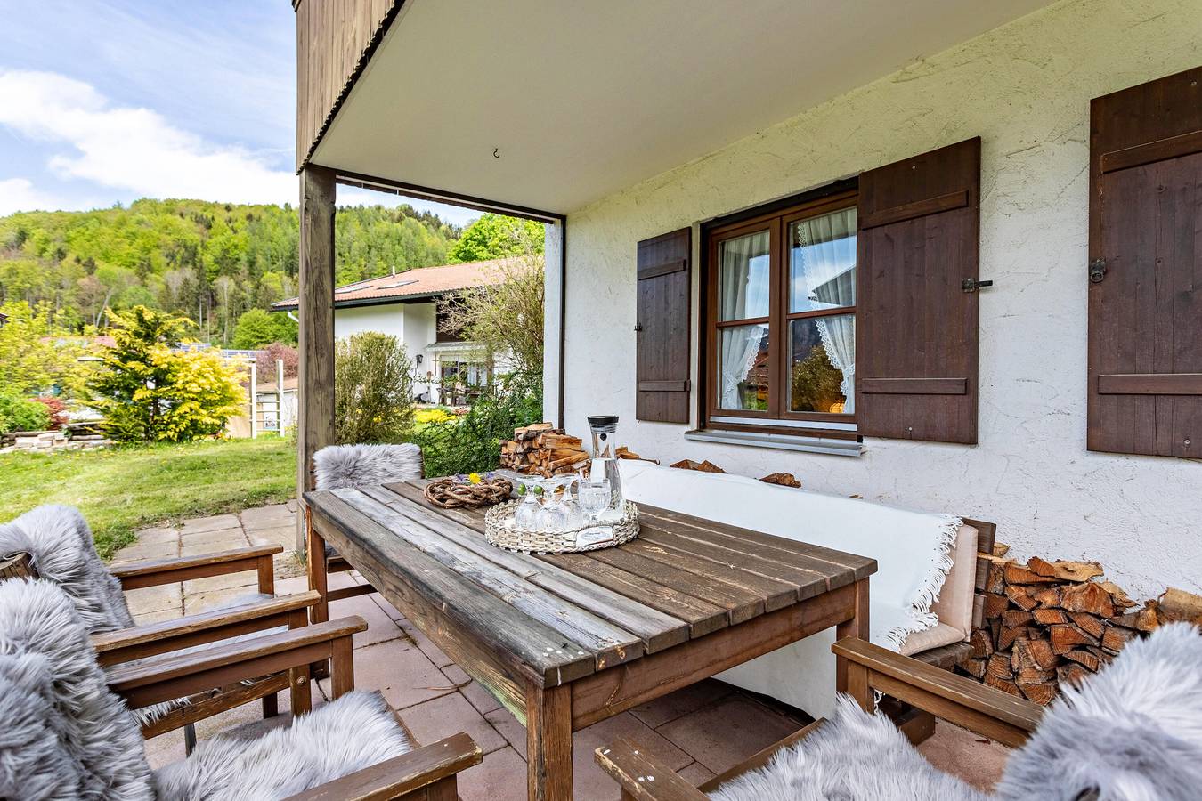 Ganze Wohnung, Ferienwohnung "An den Bergen" mit Bergblick, privater Terrasse und Wlan in Unterwössen, Bayerische Alpen