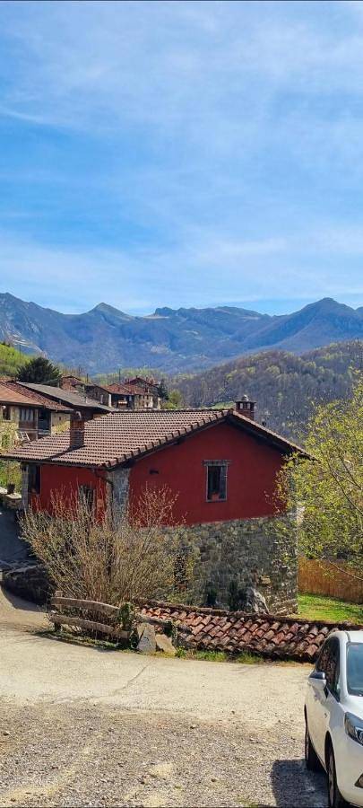 Casa rural para 6 personas, con jardín y vistas en Parque Natural de Redes - 4