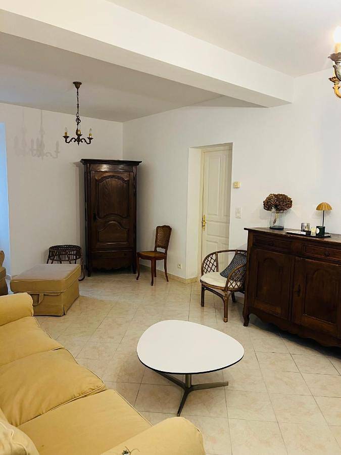 Gîte pour 4 personnes, avec balcon et vue dans Pero-Casevecchie