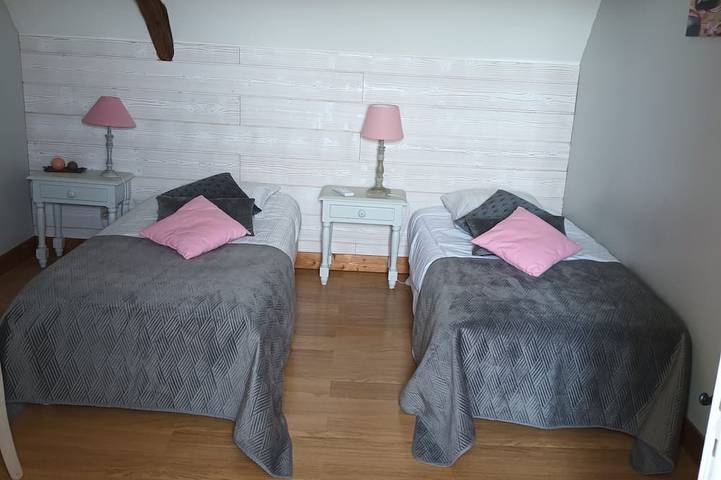 Gîte pour 6 personnes, avec jardin à Sainte-Alvère - 2