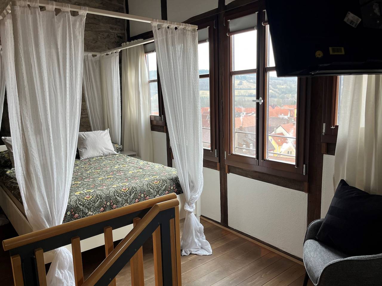 Jakobsturm Ferien im Turm - Ferienwohnung Jakobsturm (73qm) genießen und entspannen auf 4 Etagen in Röttingen, Taubertal