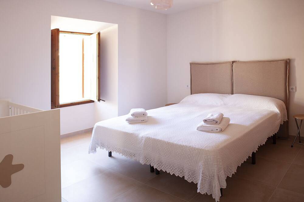 Casa familiar tradicional totalmente reformada con piscina en Pórtol in Portol, Marrachí