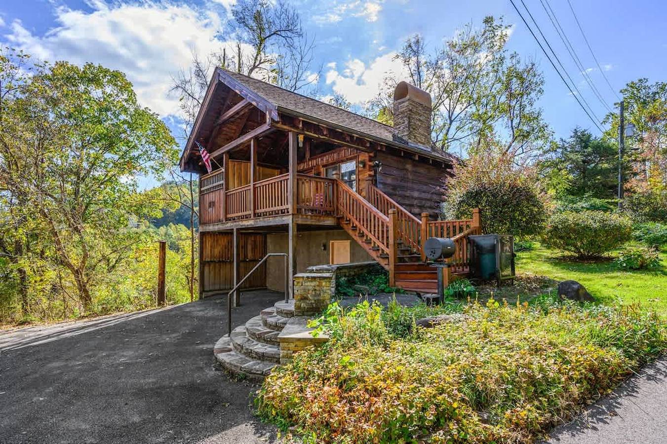 Ganze Wohnung, Location Cute Studio Log Cabin Hot Tub Fireplace in Pigeon Forge, Sevier County