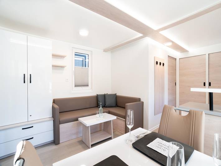Ferienhaus für 6 Personen, mit Balkon und Terrasse sowie Whirlpool und Pool in Slowenien