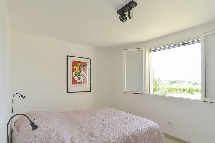Location de vacances pour 9 personnes, avec terrasse et jardin à Saint-Jean-de-Serres - 2