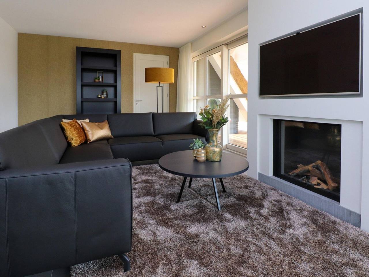 Villa am Wasser mit Sauna und Terrasse in Delfstrahuizen, Friesland