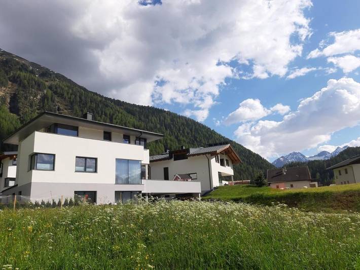 Ferienwohnung für 4 Personen, mit Terrasse und Garten sowie Ausblick