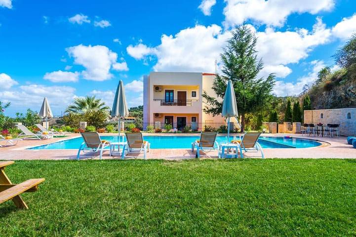 Villa per 13 persone, con giardino - 1