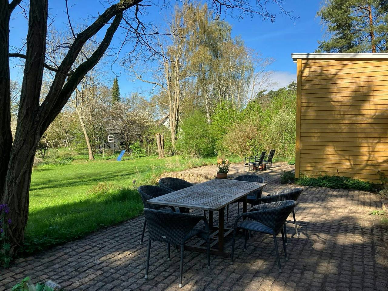 Gelbes Landhaus mit Charakter und Ruhe in Hornbæk, Kattegat Küste