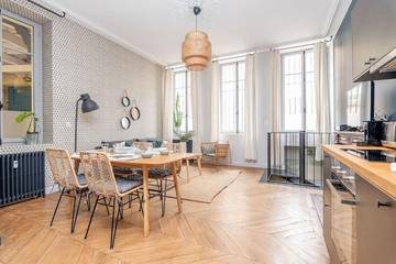 Gîte pour 5 personnes, avec sauna dans Office De Tourisme De Dijon