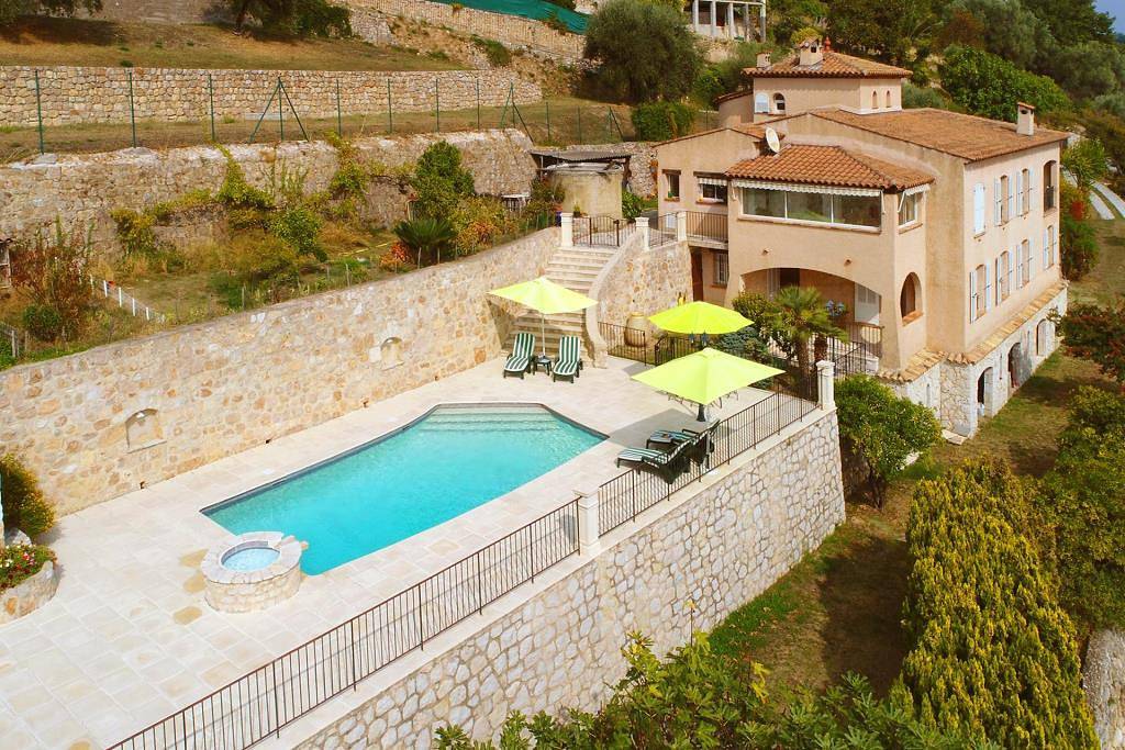 Apartamento vacacional entero, Holiday apartment with private fenced pool in St-Jeannet in Saint-Jeannet, Region de Cannes