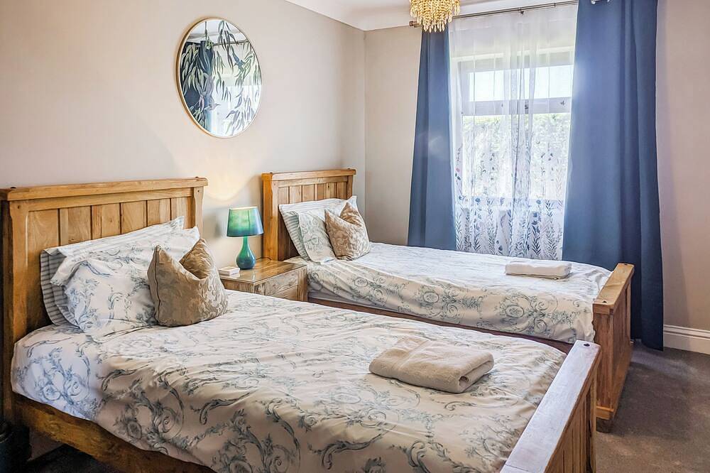 4 bedroom accommodation in Corton, near Lowestoft in Lowestoft, The Broads
