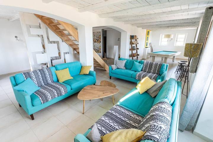 Location de vacances pour 12 personnes, avec vue ainsi que jardin et piscine, adapté aux familles à Issirac - 4