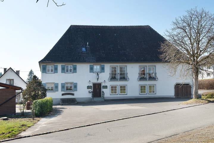 Zimmer 'Hagnau' mit gemeinsamer Terrasse, gemeinsamem Garten und Wi-Fi in Salem, Region Bodensee-Oberschwaben