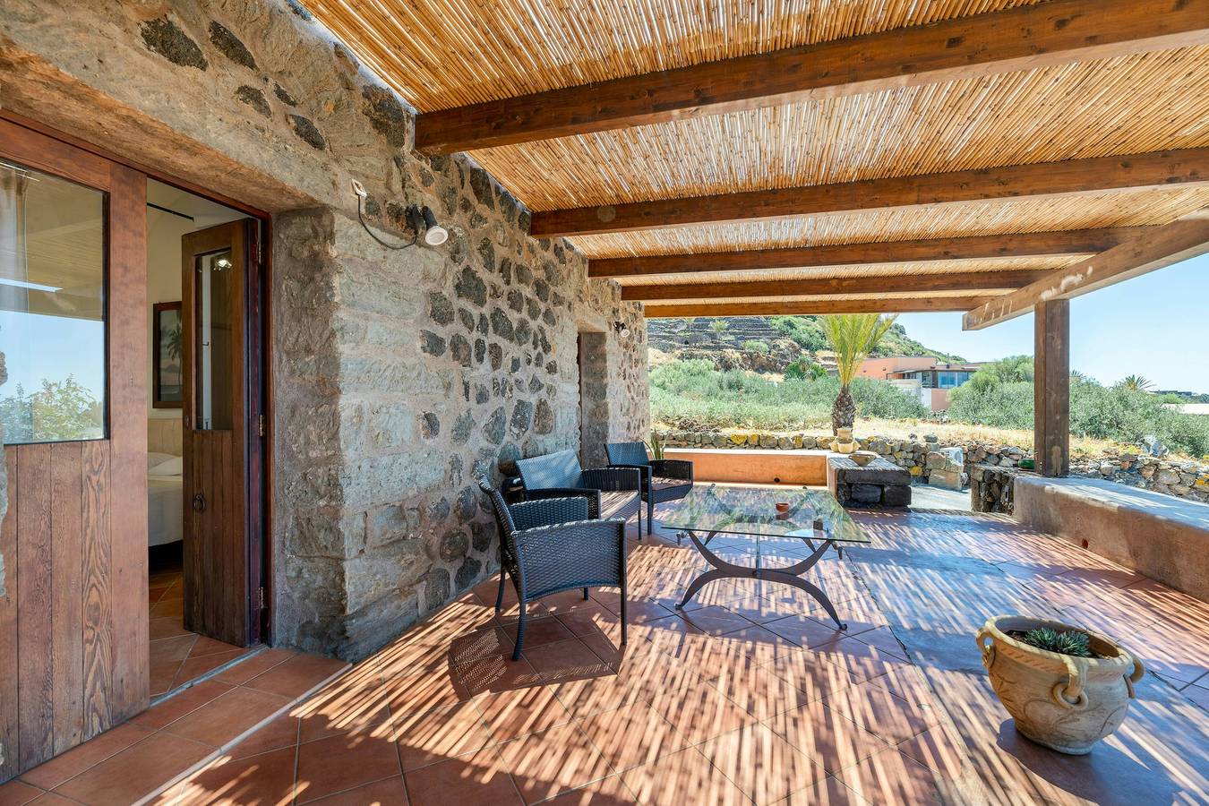 Historisches Dammuso mit Pool auf Pantelleria in Pantelleria, Trapani Provinz