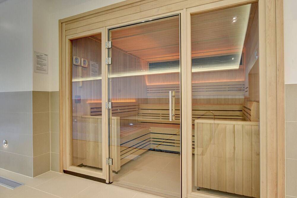 Entire apartment, 5 Byron Apartments - Three Bedroom Apartment, Sleeps 5 in Woolacombe, Devon