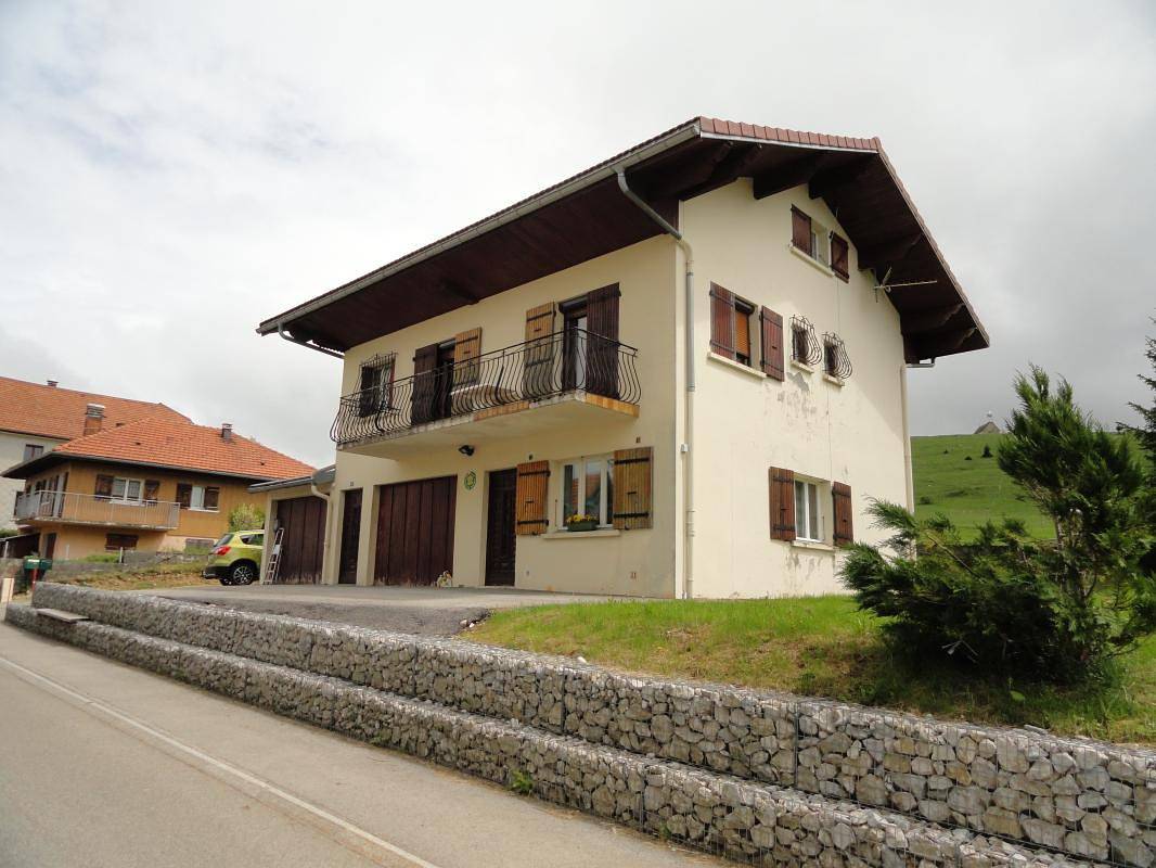 Casa de huéspedes para 5 personas con jardín in Pays de Pontarlier, Doubs (desambiguación)