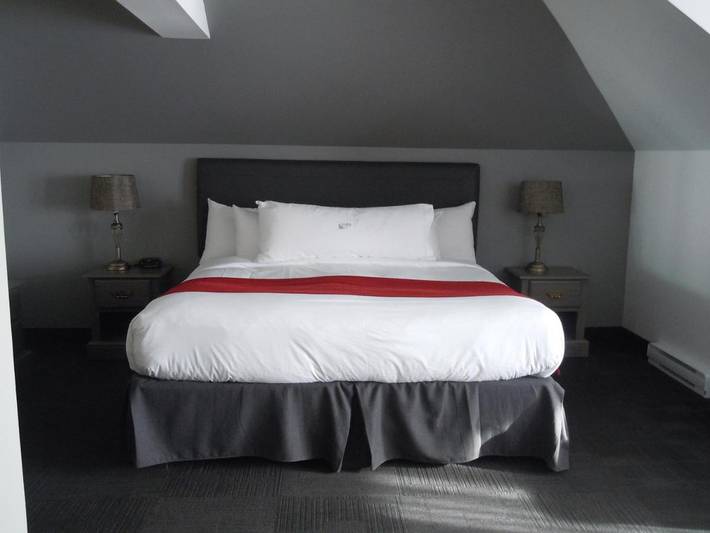 Hôtel pour 2 personnes, avec jacuzzi et sauna ainsi que piscine et terrasse dans Trois-Rivières (Canada) - 3