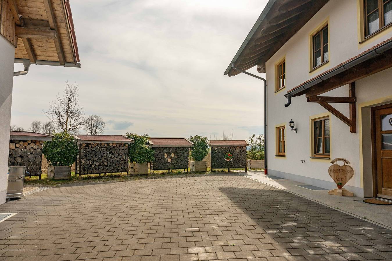 Ganze Wohnung, Apartment für 3 Personen, 47 m², mit Bergblick, Balkon und Wlan in Egling, Tölzer Land