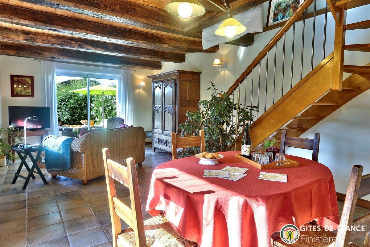 Ty coz in Dinéault, Châteaulin und Umgebung