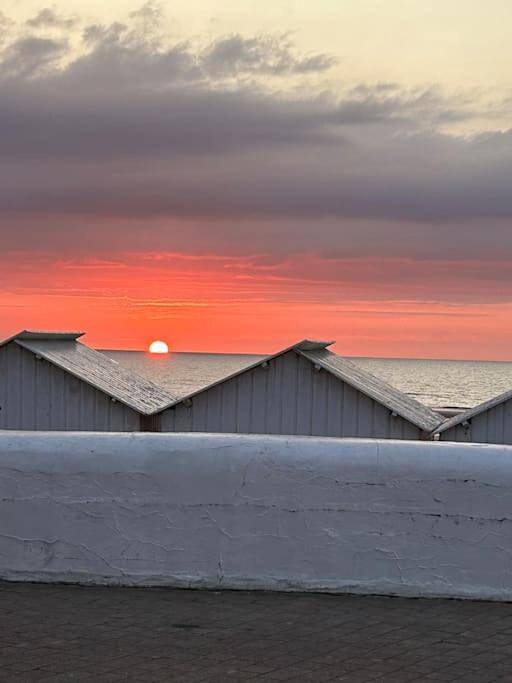 Gîte pour 2 personnes, avec balcon et vue dans Office de Tourisme de Villers sur Mer - 4