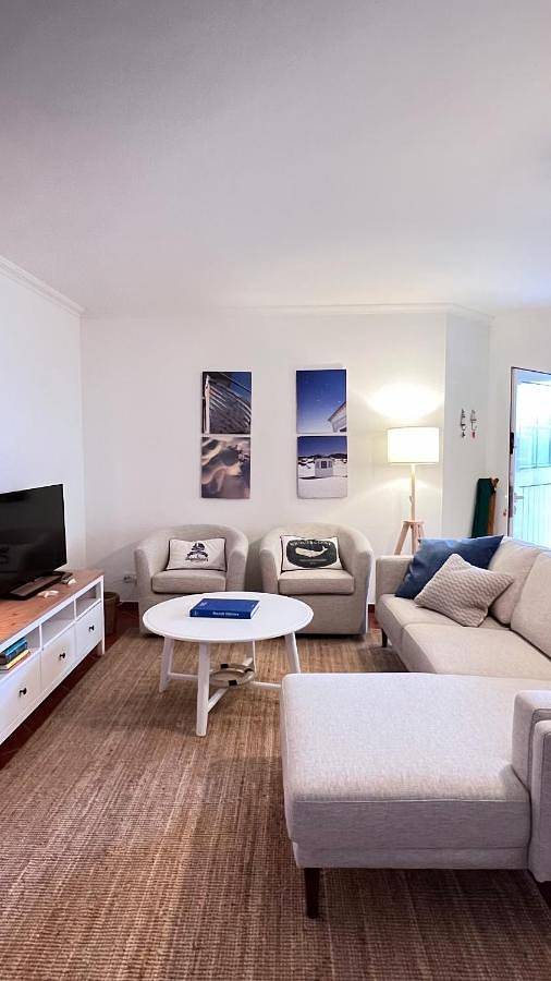 Three-Bedroom House in Baleal, Leiria distrito
