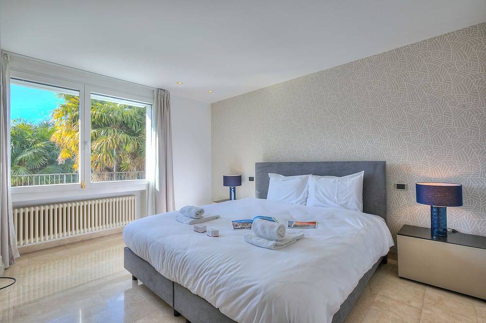 Lugano Lake view villa w. private pool, Lugano, Switzerland in Pambio-Noranco, Lugano