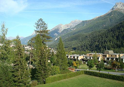 Ferienwohnung für 4 Personen, mit Balkon und Garten sowie Sauna in Scuol