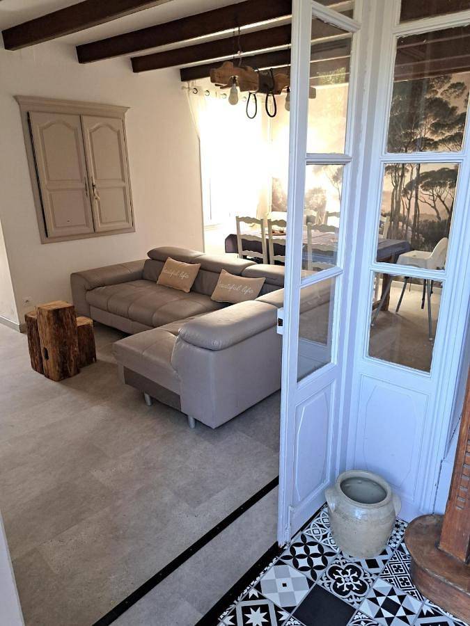 Location de vacances pour 6 personnes, avec jardin ainsi que piscine et vue à Saint-Victor - 2