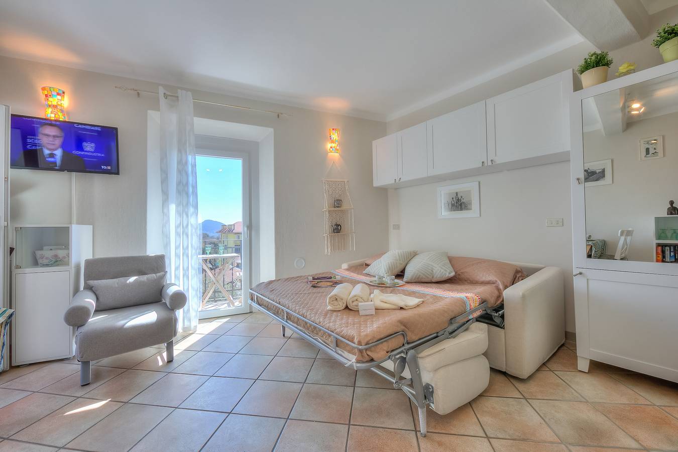 Ganze Wohnung, Nido Belvedere Ac and Lake View in Lesa, Lago Maggiore (Piemont)