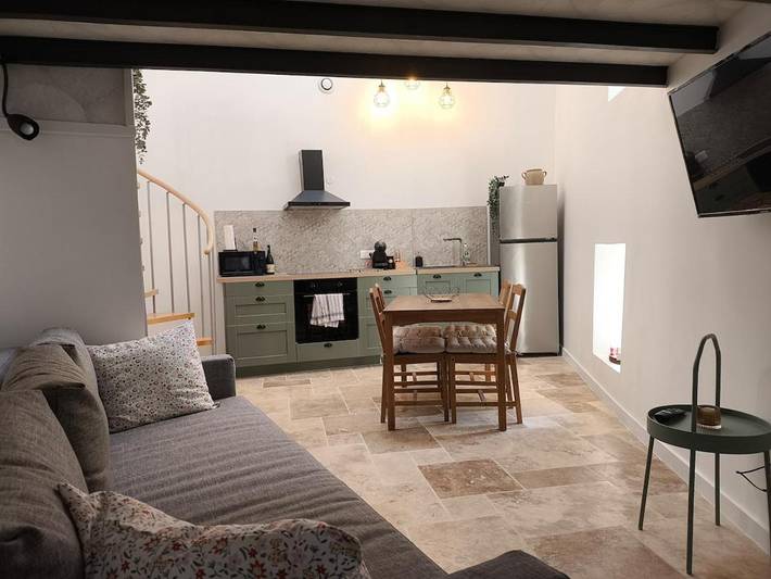 Location de vacances pour 4 personnes, avec vue et terrasse à Saint-Privat - 2