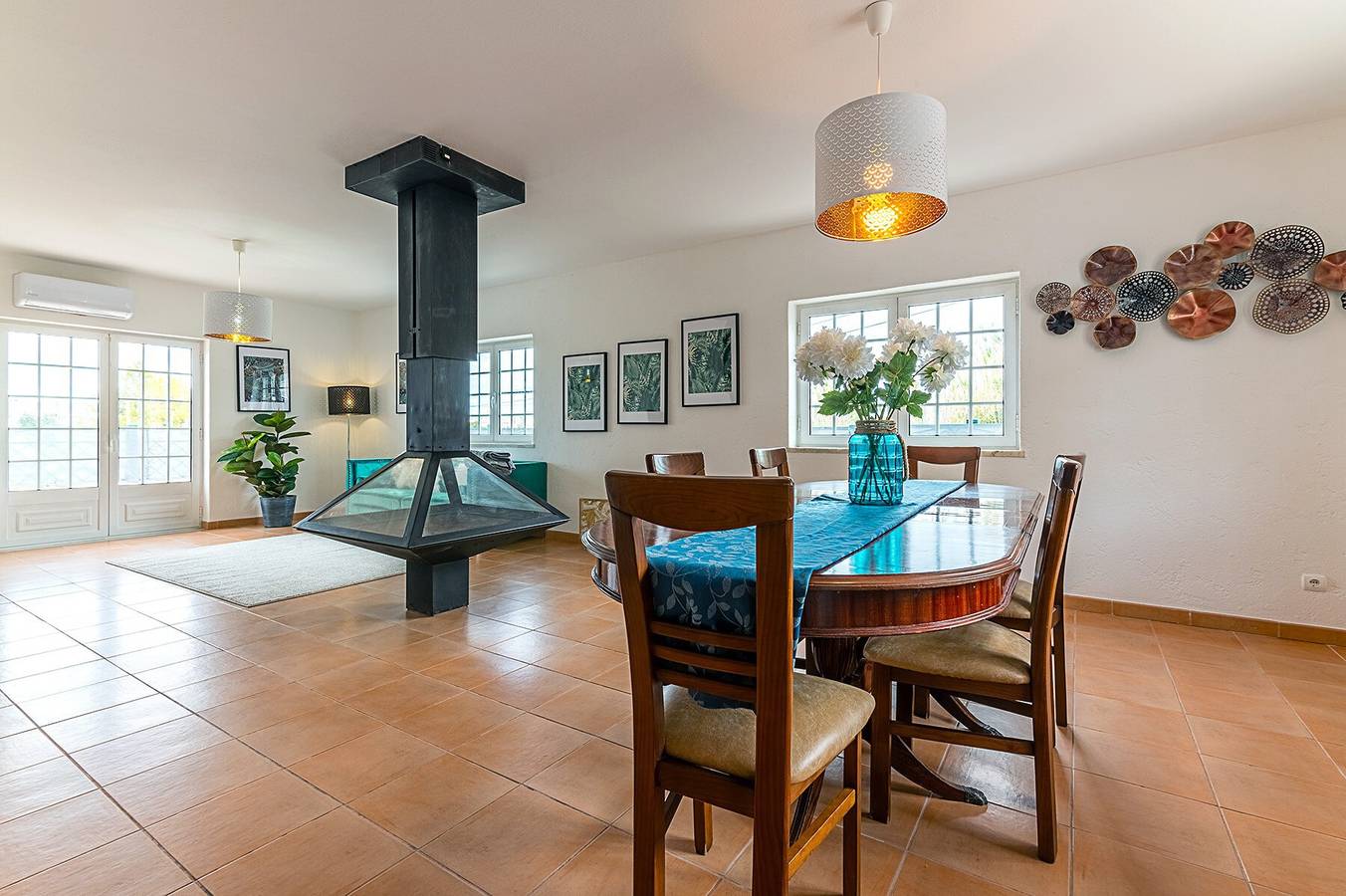 Villa 'Marmeleira Country House' con Terraza Privada, Wi-Fi y Aire Acondicionado in Alenquer, Rio Tejo