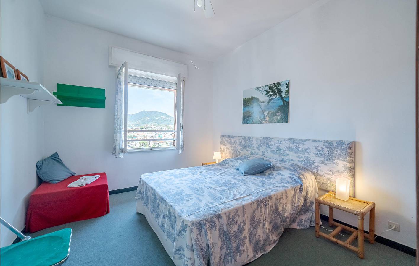 Ganze Ferienwohnung, Gemütliche 2BR mit Terrasse, Internet & Geschirrspüler, 1.5km Prelo Beach in Rapallo (Stadt), Rapallo