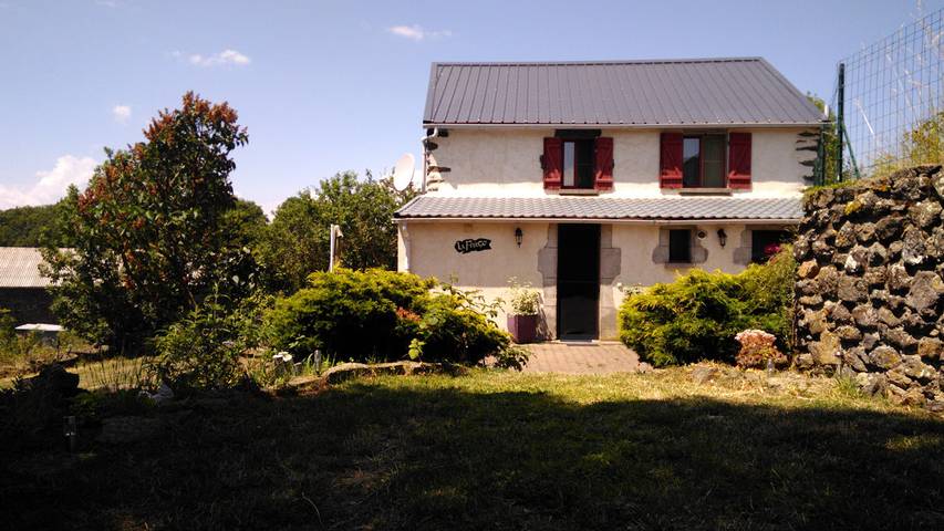 Gîte pour 6 personnes, avec jardin et terrasse - 1