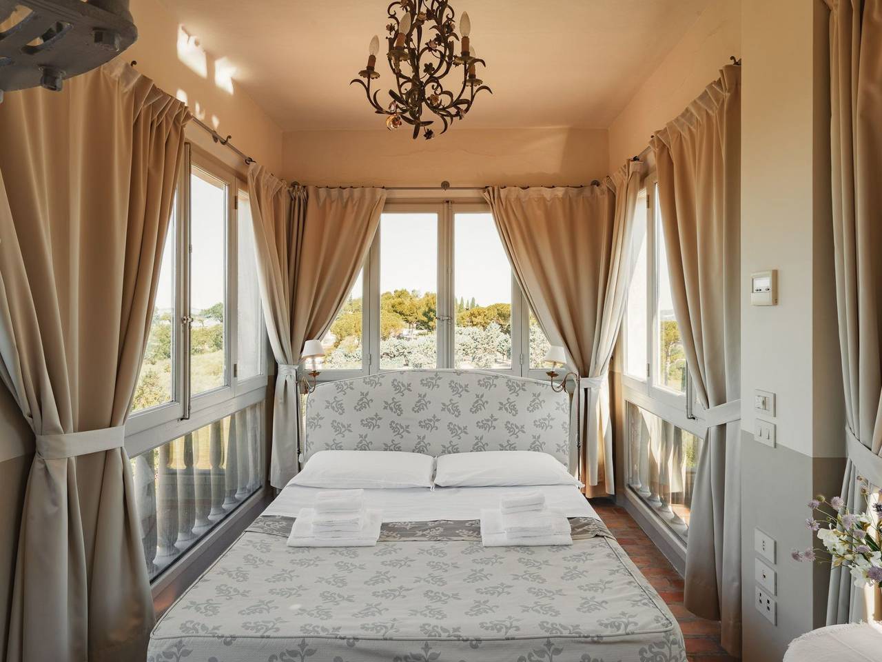 Entire apartment, Wohnung in einem Turm mit Aussicht in Pesaro, Valle del Metauro