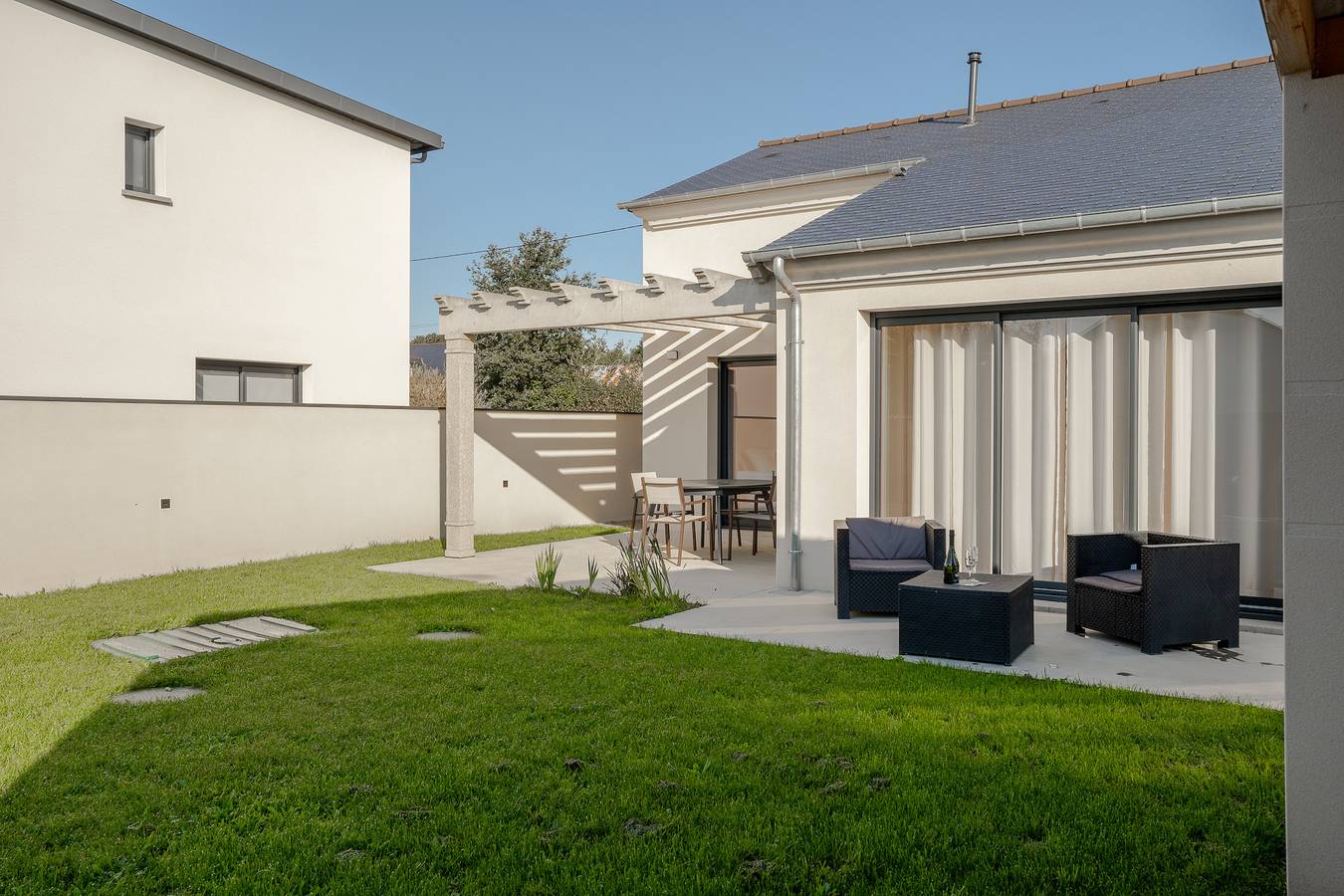 Maison de vacances 'Maison Avec Jardin Proche Dinan' avec poele, terrasse, jardin privé et Wi-Fi in Trévron, Région de Dinan