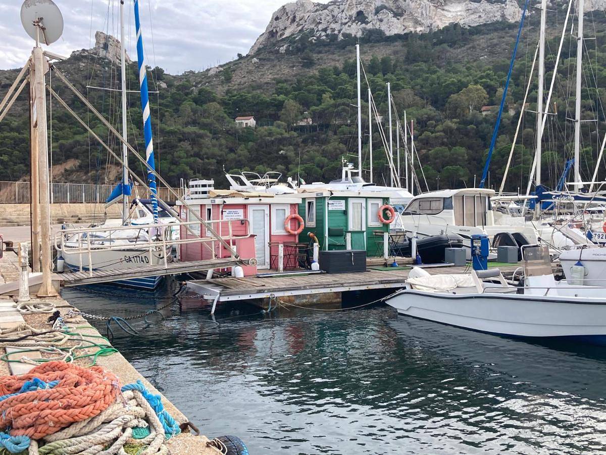 House boat R al Poetto 2 pax piu' 1 in Campidano