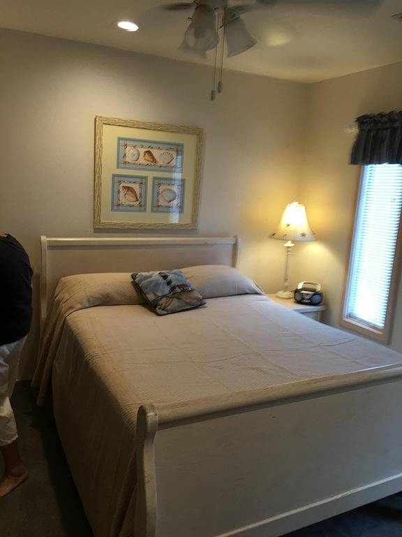 Ganze Wohnung, 2 Schlafzimmer Condo Waterfront! Beste Sonnenuntergänge! Kajaks inklusive, Pool und Tennis in Avon (NC), Pamlico Sound