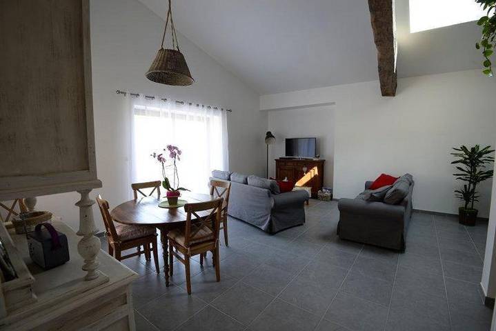 Location de vacances pour 5 personnes, avec jardin à Saint-Georges-lès-Baillargeaux - 4