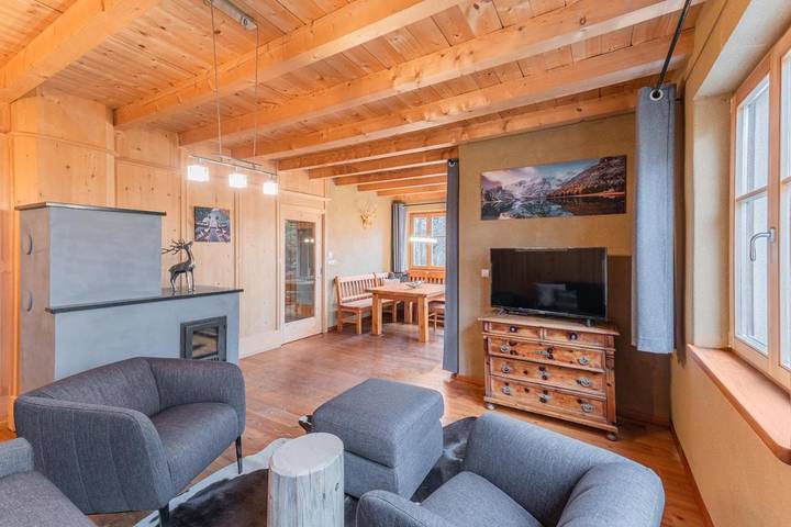 Appartamento per 8 persone, con Balcone e Terrazza nonché Giardino e Panorama a Braies