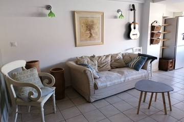 Gîte pour 4 personnes, avec terrasse à Cazouls-lès-Béziers