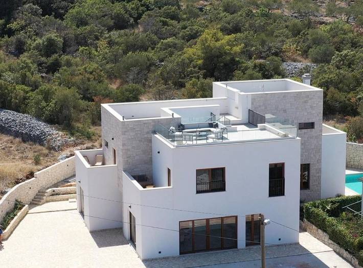 Villa pour 13 personnes, avec jardin et jacuzzi ainsi que sauna et piscine à Slatine - 3