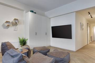 Villa for 6 Guests in Plaka, Athens Centre, Picture 1