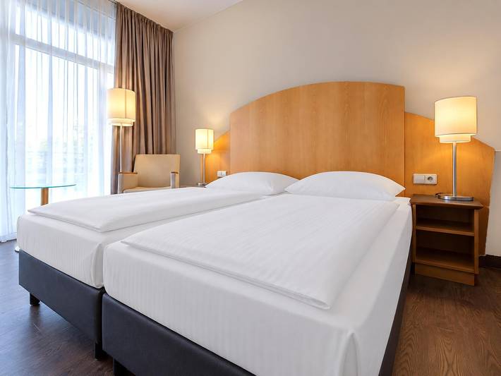 Ganze Wohnung, Seminaris Sunday Hotel Potsdam Babelsberg – Doppelzimmer in Babelsberg, Potsdam und Umgebung